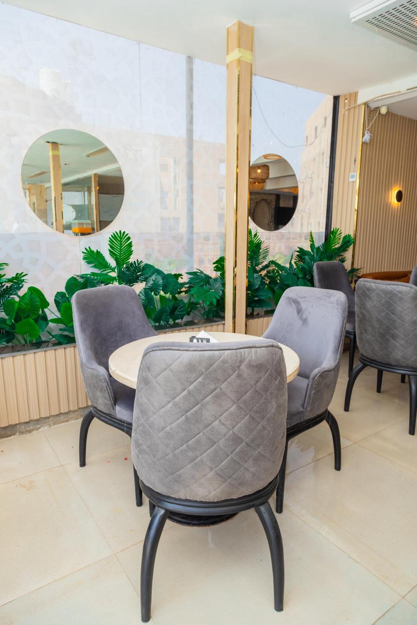 Al Kawm al Akhdar Comfort Giza Inn View מראה חיצוני תמונה