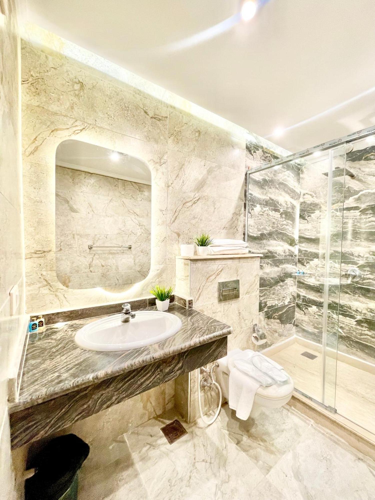 Al Kawm al Akhdar Comfort Giza Inn View מראה חיצוני תמונה